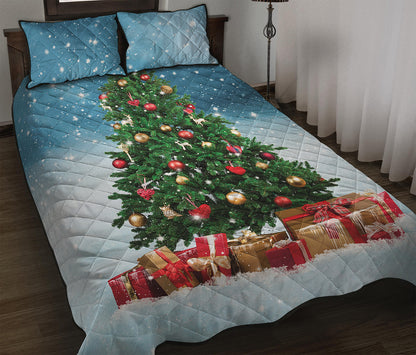 Christmas Tree And Snow Print Quilt Bed Set