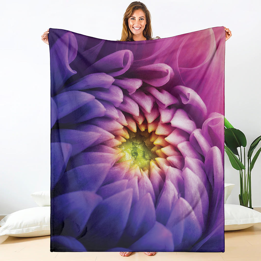 Chrysanthemum Flower Print Blanket