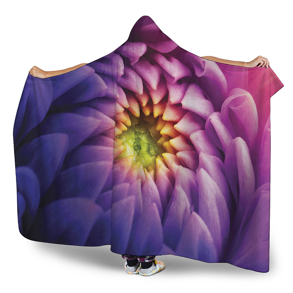 Chrysanthemum Flower Print Hooded Blanket