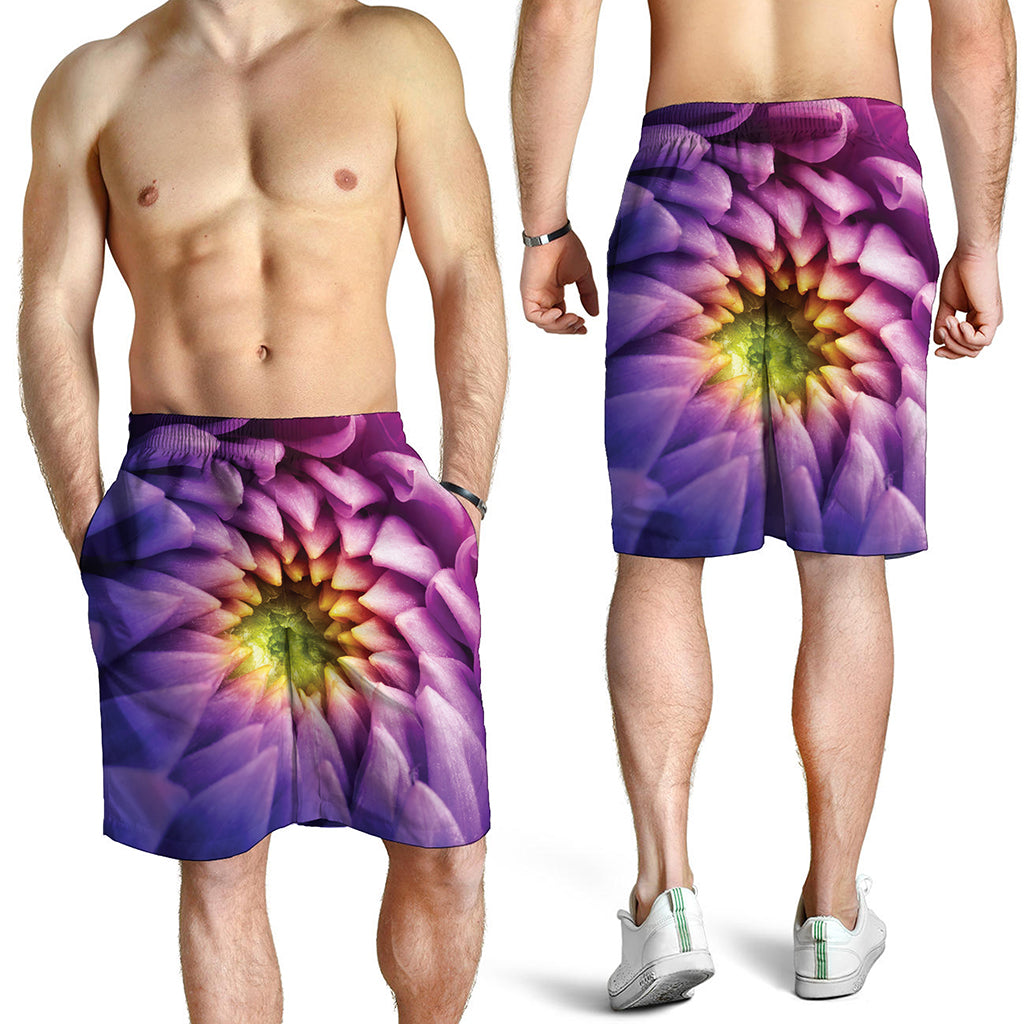 Chrysanthemum Flower Print Men's Shorts