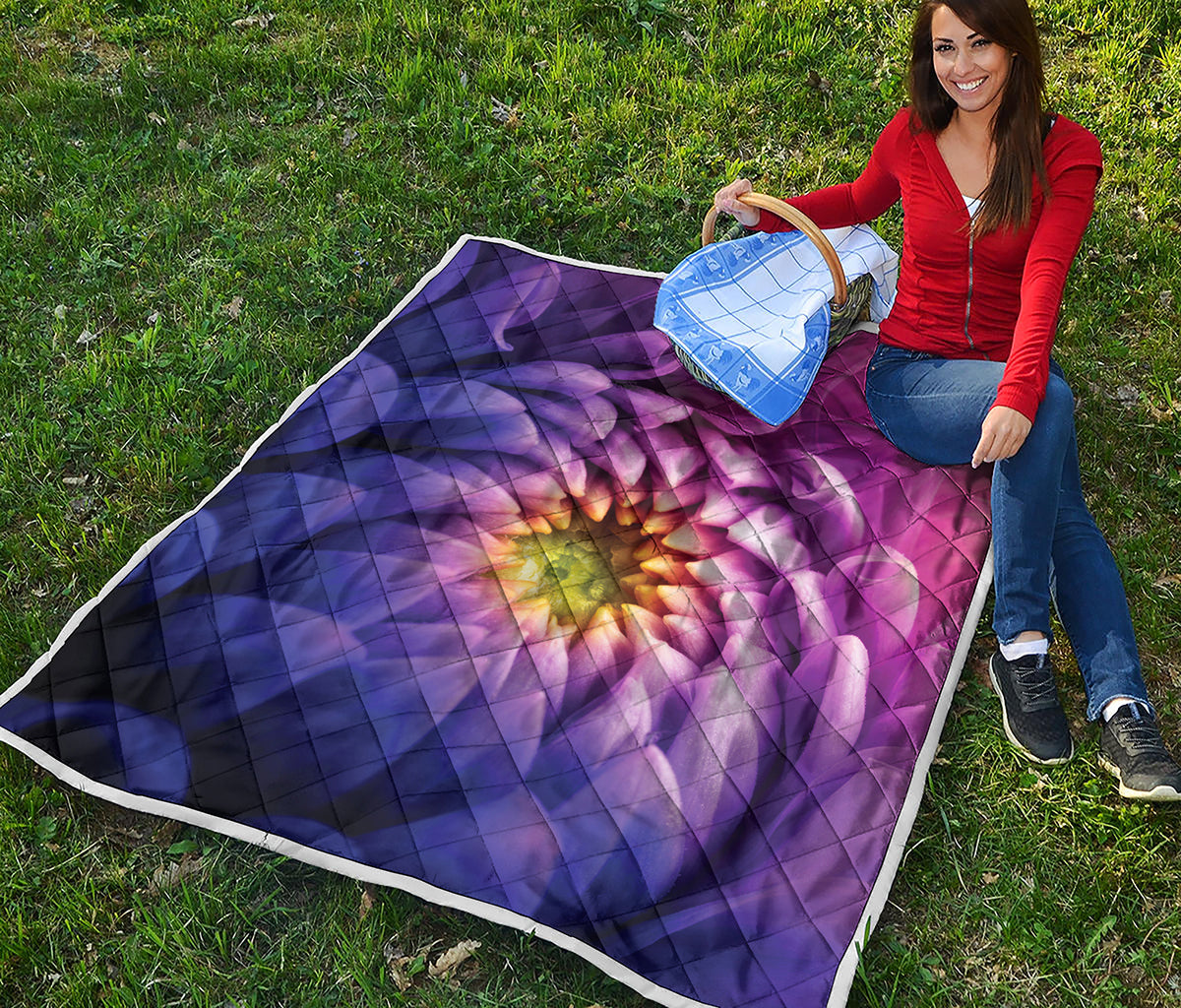 Chrysanthemum Flower Print Quilt