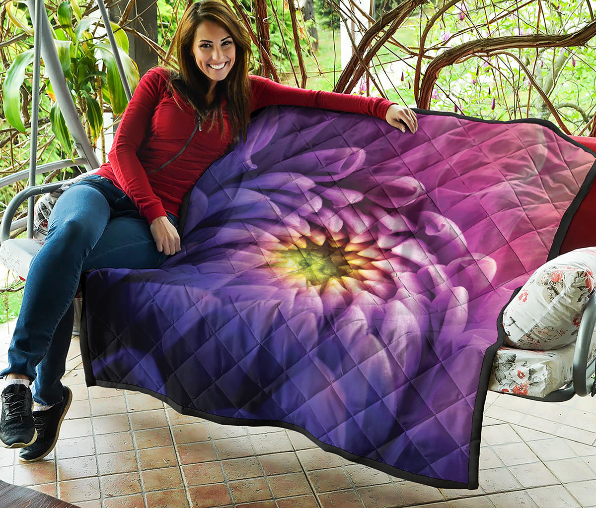 Chrysanthemum Flower Print Quilt