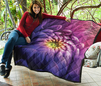 Chrysanthemum Flower Print Quilt