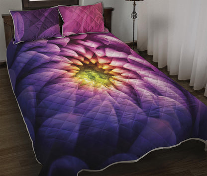 Chrysanthemum Flower Print Quilt Bed Set