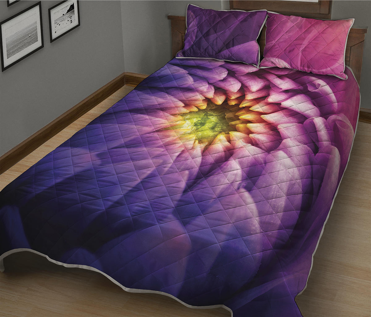 Chrysanthemum Flower Print Quilt Bed Set