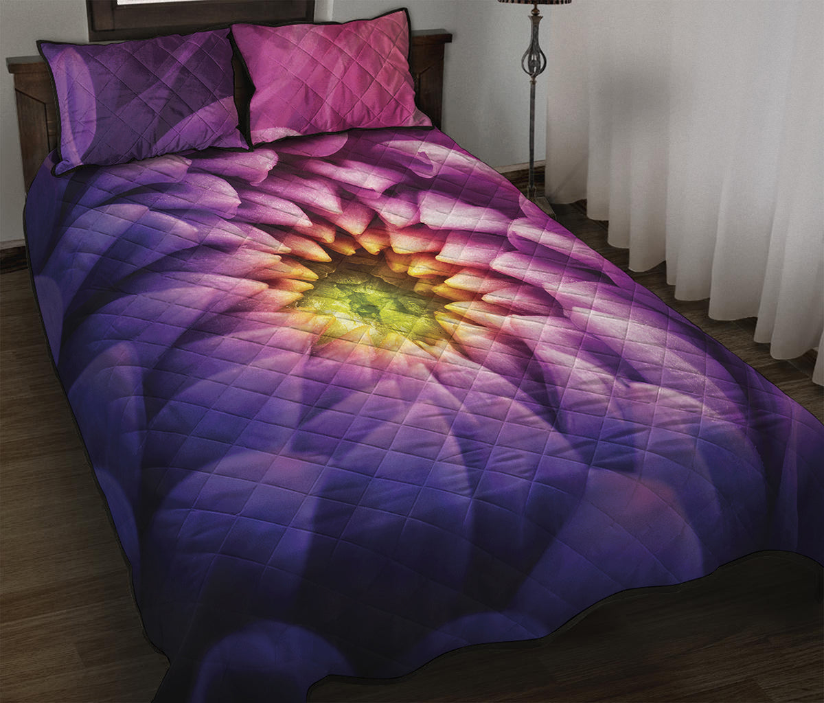 Chrysanthemum Flower Print Quilt Bed Set