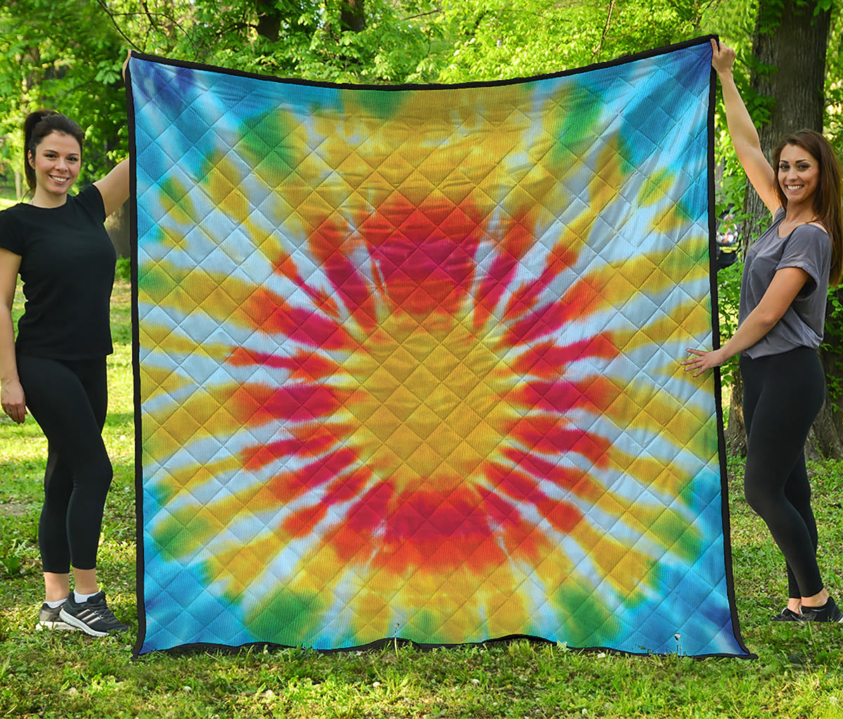 Circle Tie Dye Print Quilt