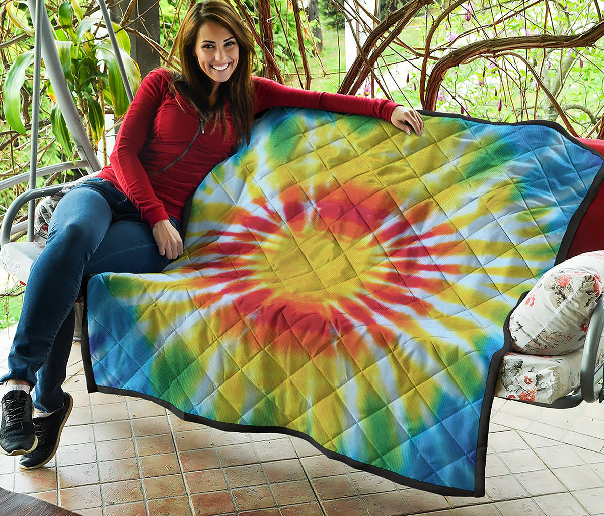 Circle Tie Dye Print Quilt