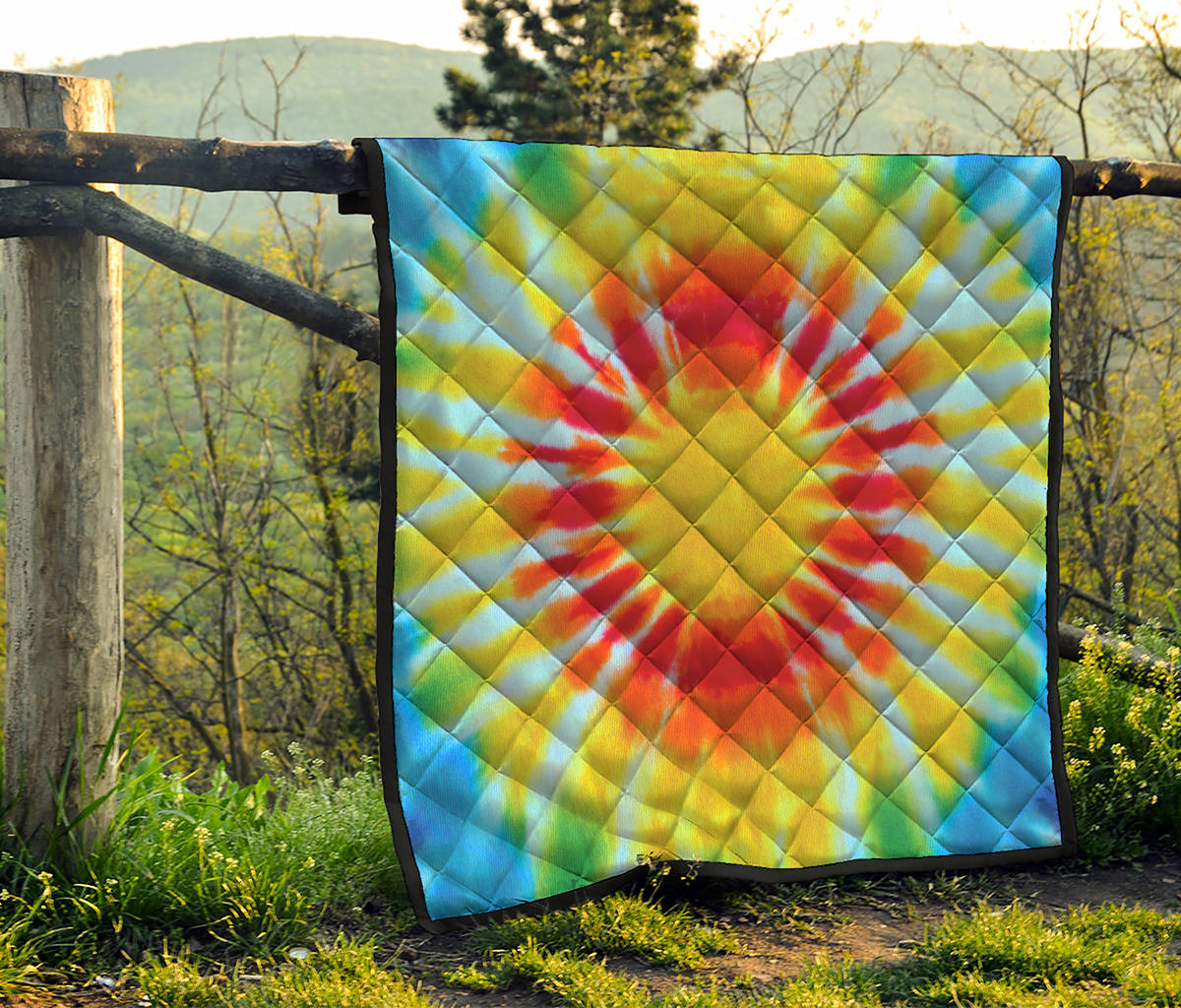 Circle Tie Dye Print Quilt
