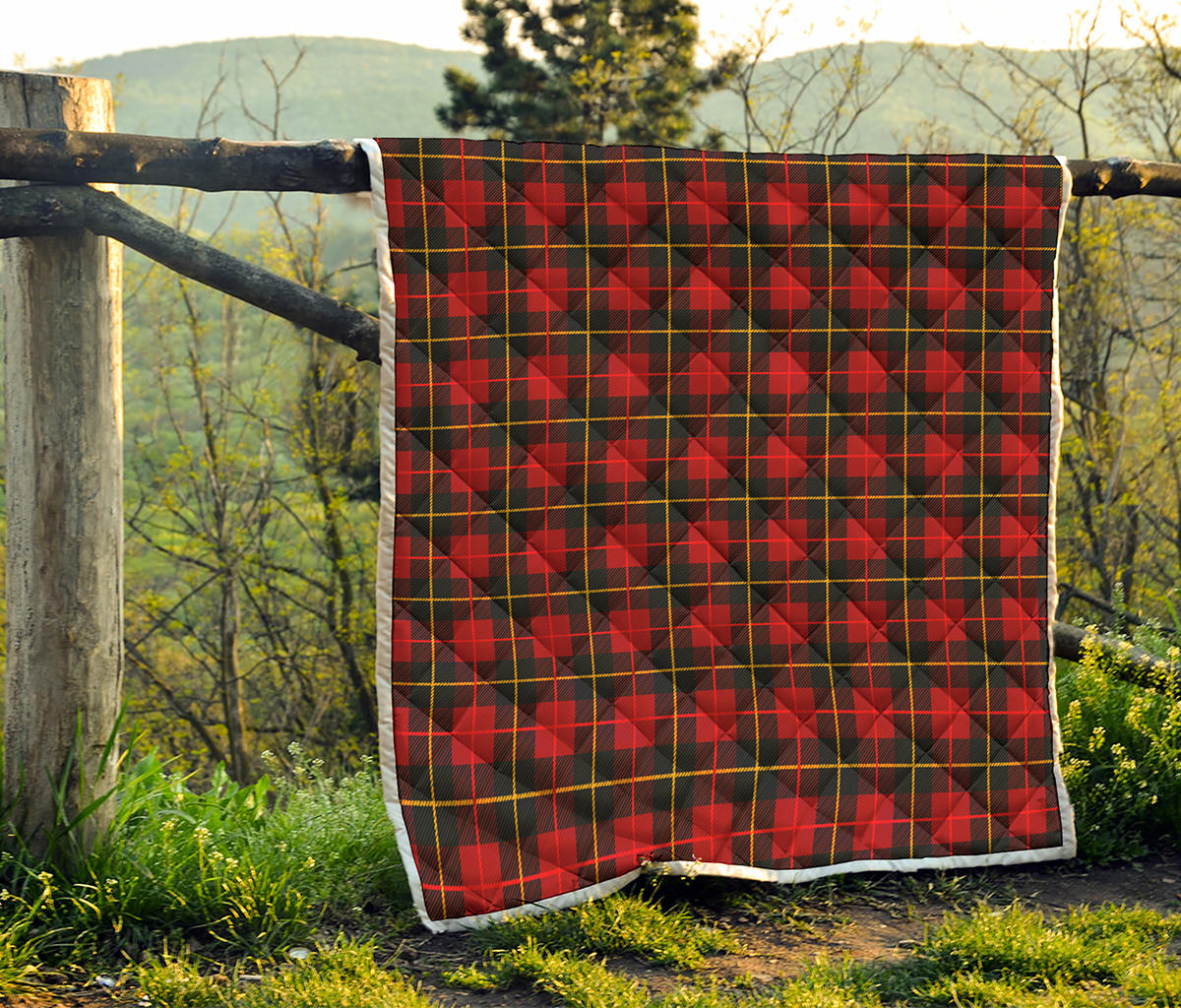 Clan Macqueen Tartan Pattern Print Quilt