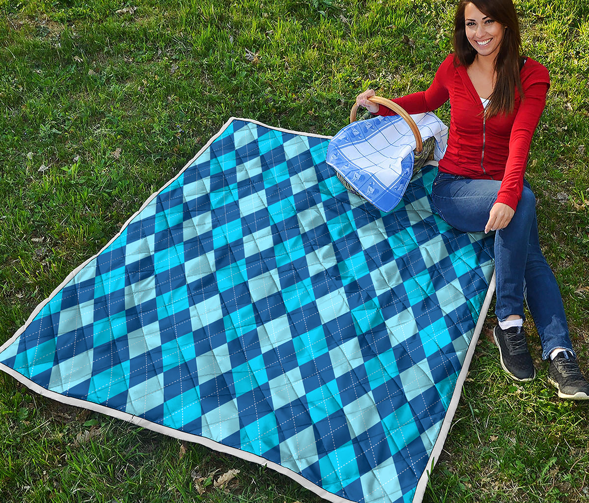 Classic Blue Argyle Pattern Print Quilt