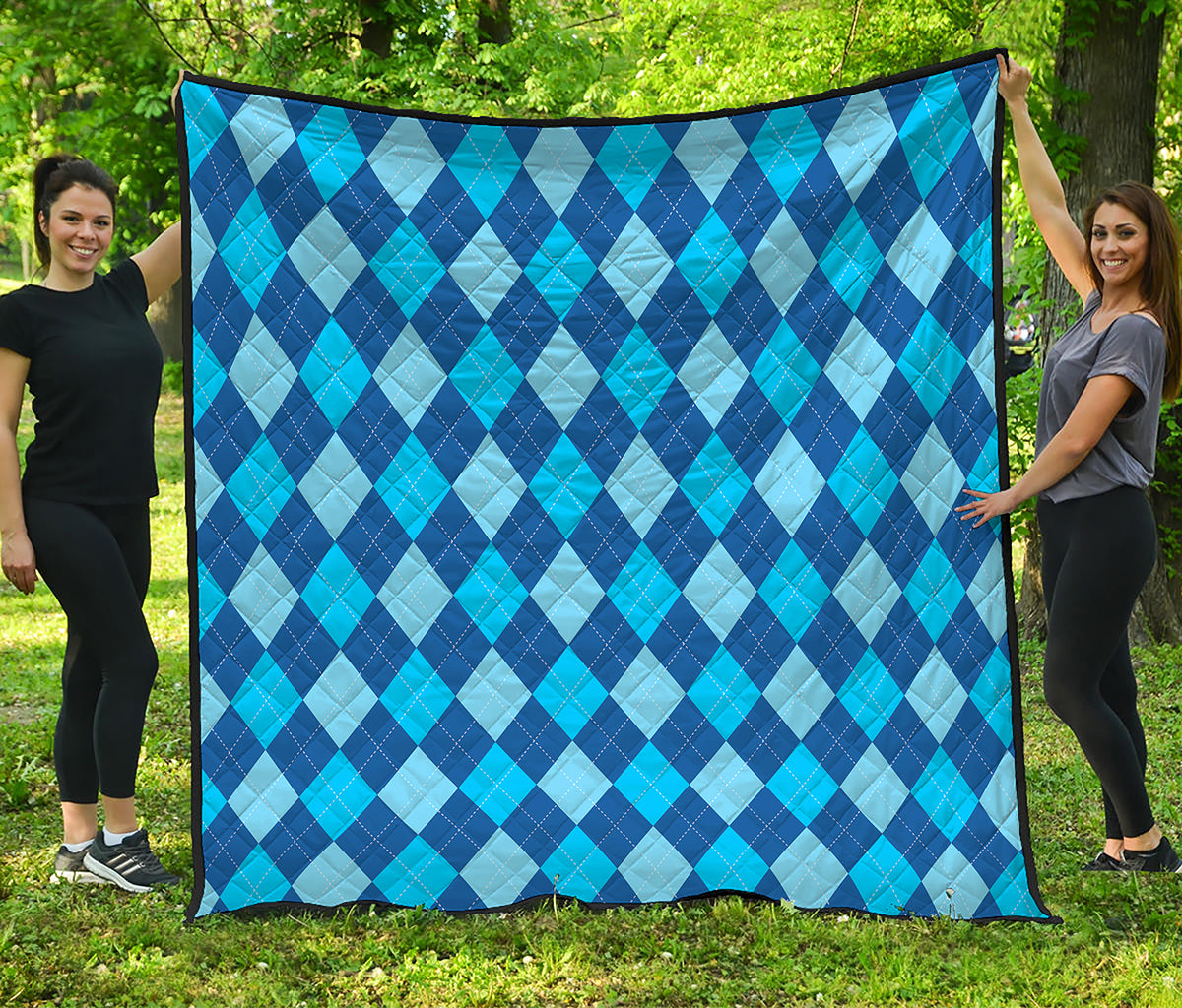 Classic Blue Argyle Pattern Print Quilt