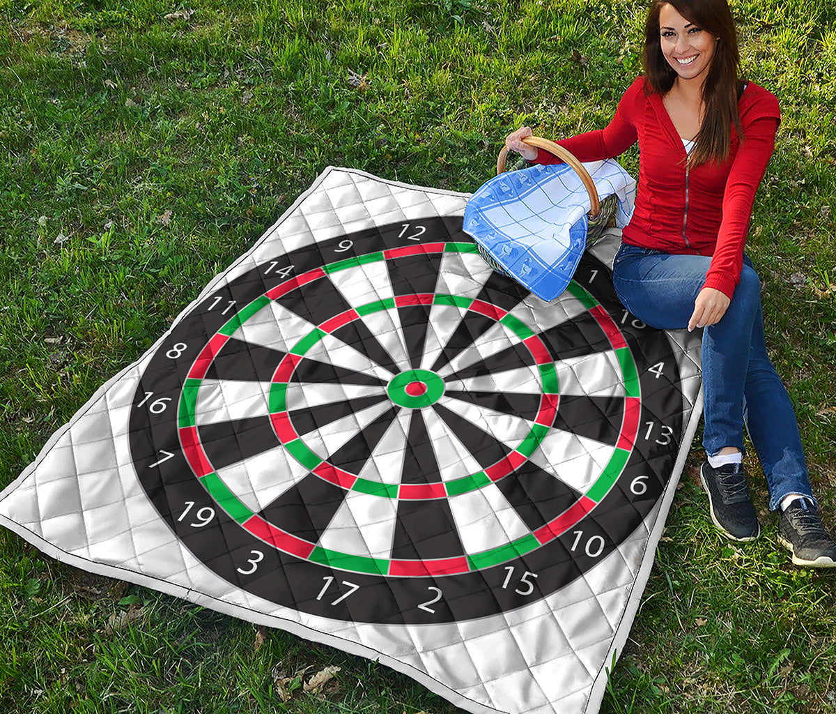 Classic Dartboard Print Quilt