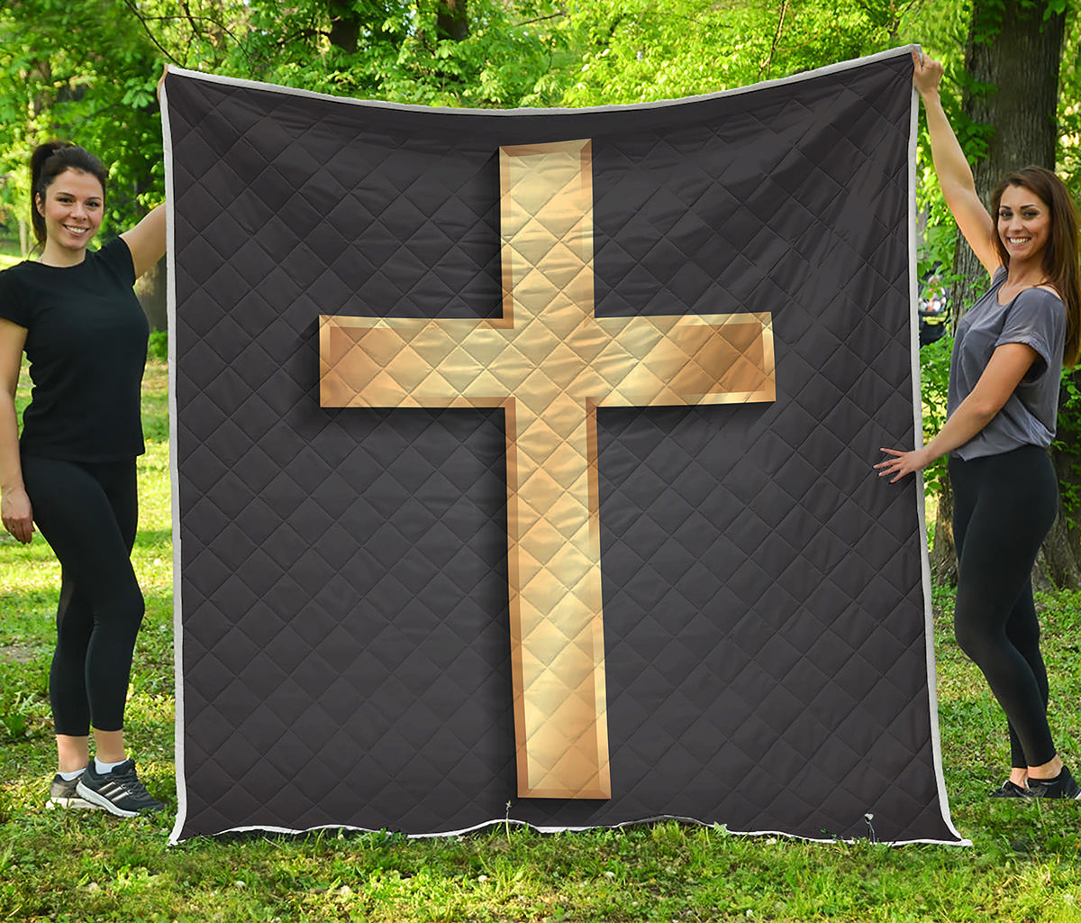 Classic Golden Cross Print Quilt