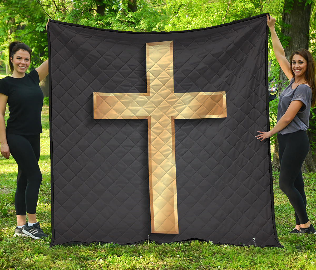 Classic Golden Cross Print Quilt