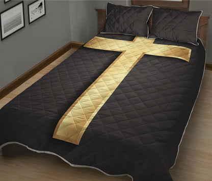 Classic Golden Cross Print Quilt Bed Set
