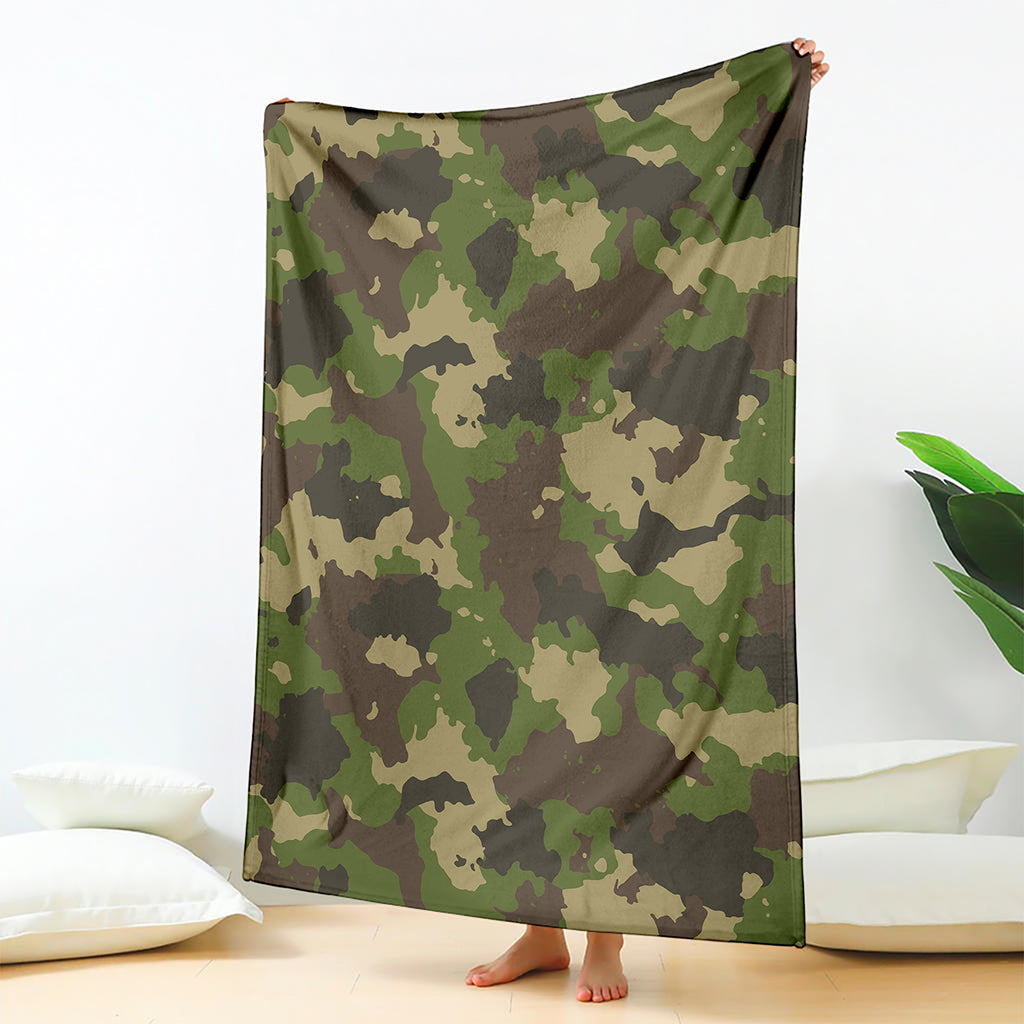 Classic Green Camouflage Print Blanket