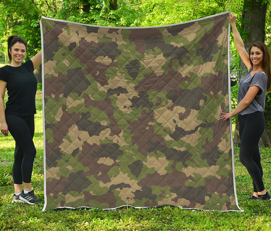 Classic Green Camouflage Print Quilt
