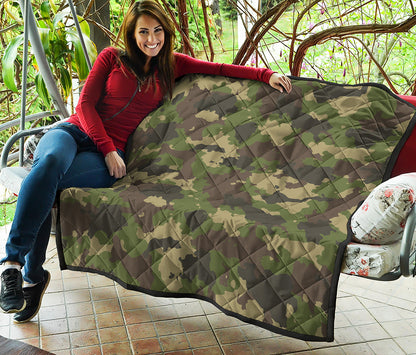 Classic Green Camouflage Print Quilt