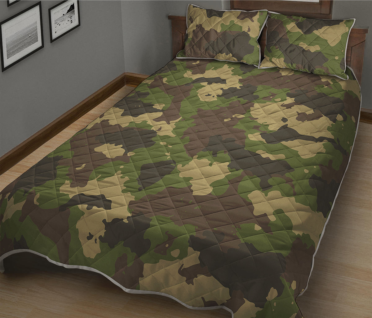 Classic Green Camouflage Print Quilt Bed Set