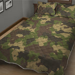 Classic Green Camouflage Print Quilt Bed Set