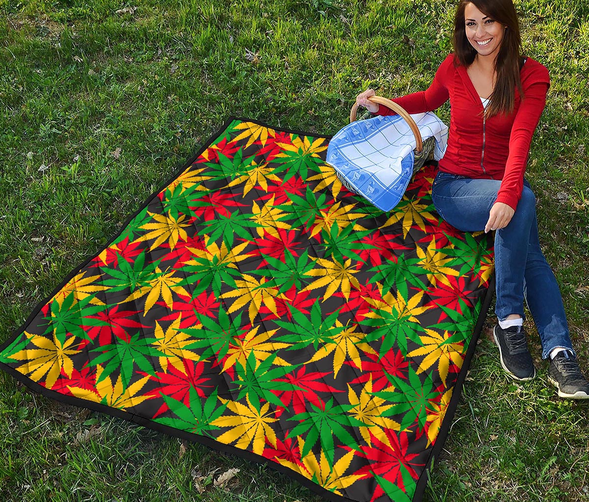 Classic Hemp Leaves Reggae Pattern Print Quilt