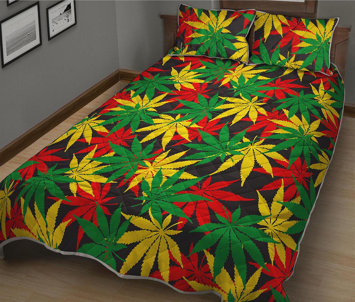 Classic Hemp Leaves Reggae Pattern Print Quilt Bed Set