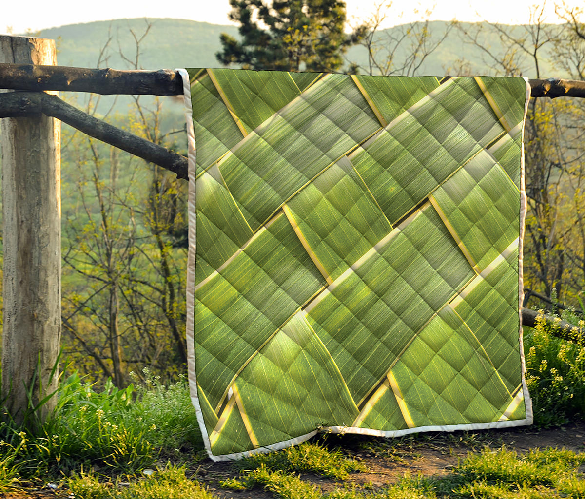 Coconut Leaf Print Quilt