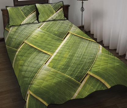Coconut Leaf Print Quilt Bed Set