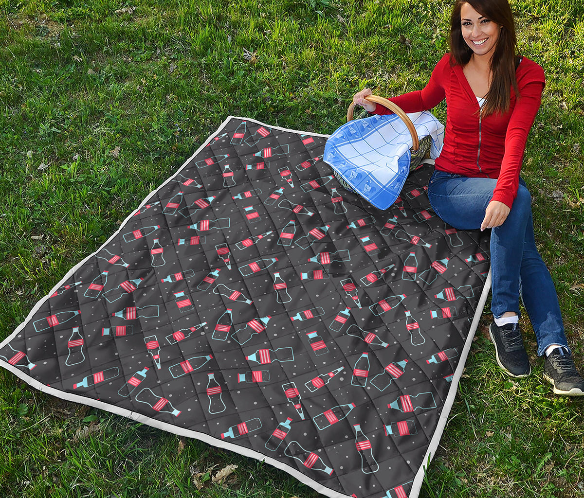 Cola Bottle Pattern Print Quilt