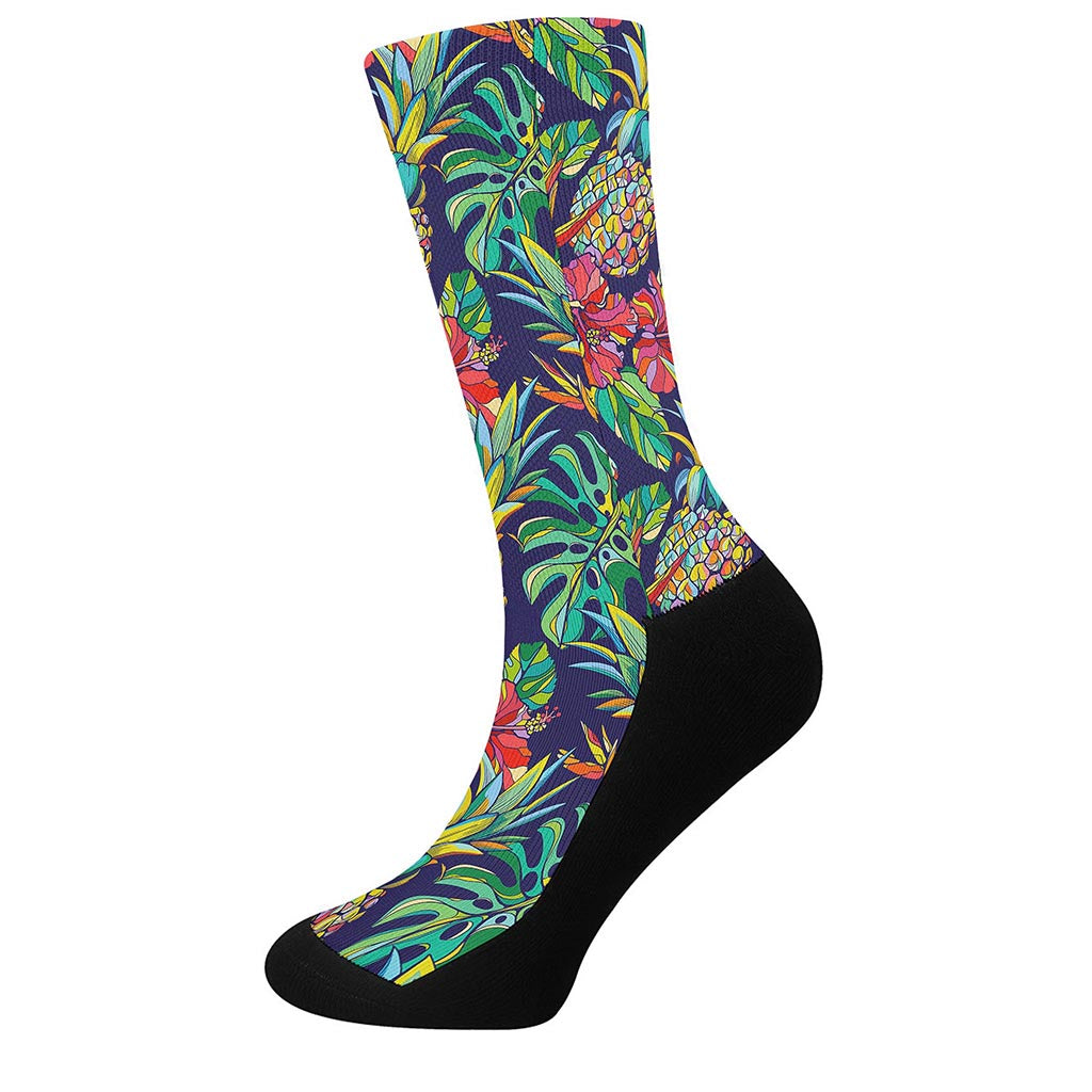 Colorful Aloha Pineapple Pattern Print Crew Socks