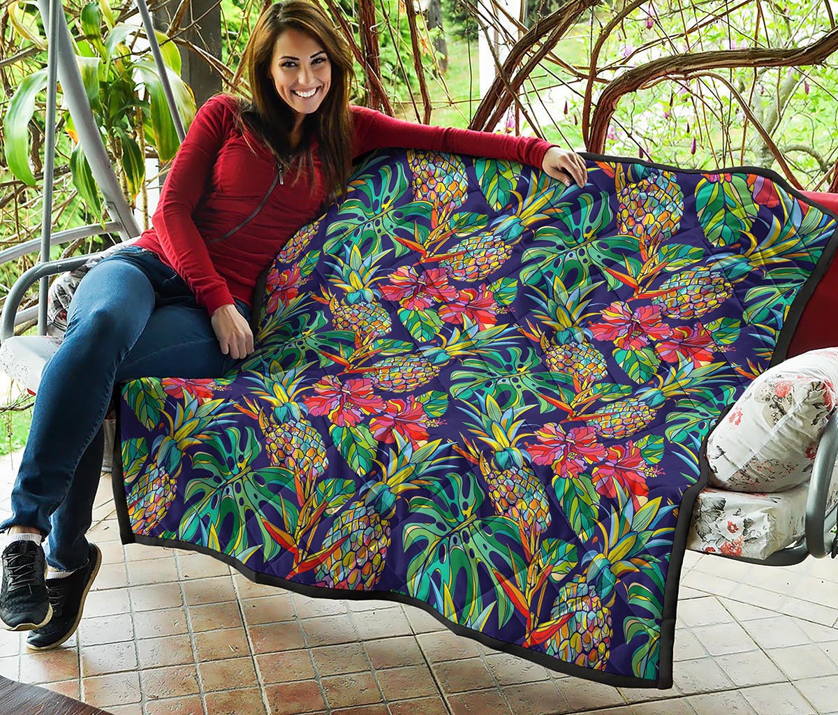Colorful Aloha Pineapple Pattern Print Quilt