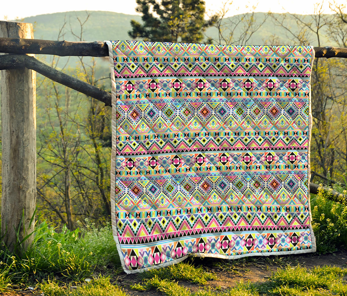 Colorful Aztec Geometric Pattern Print Quilt