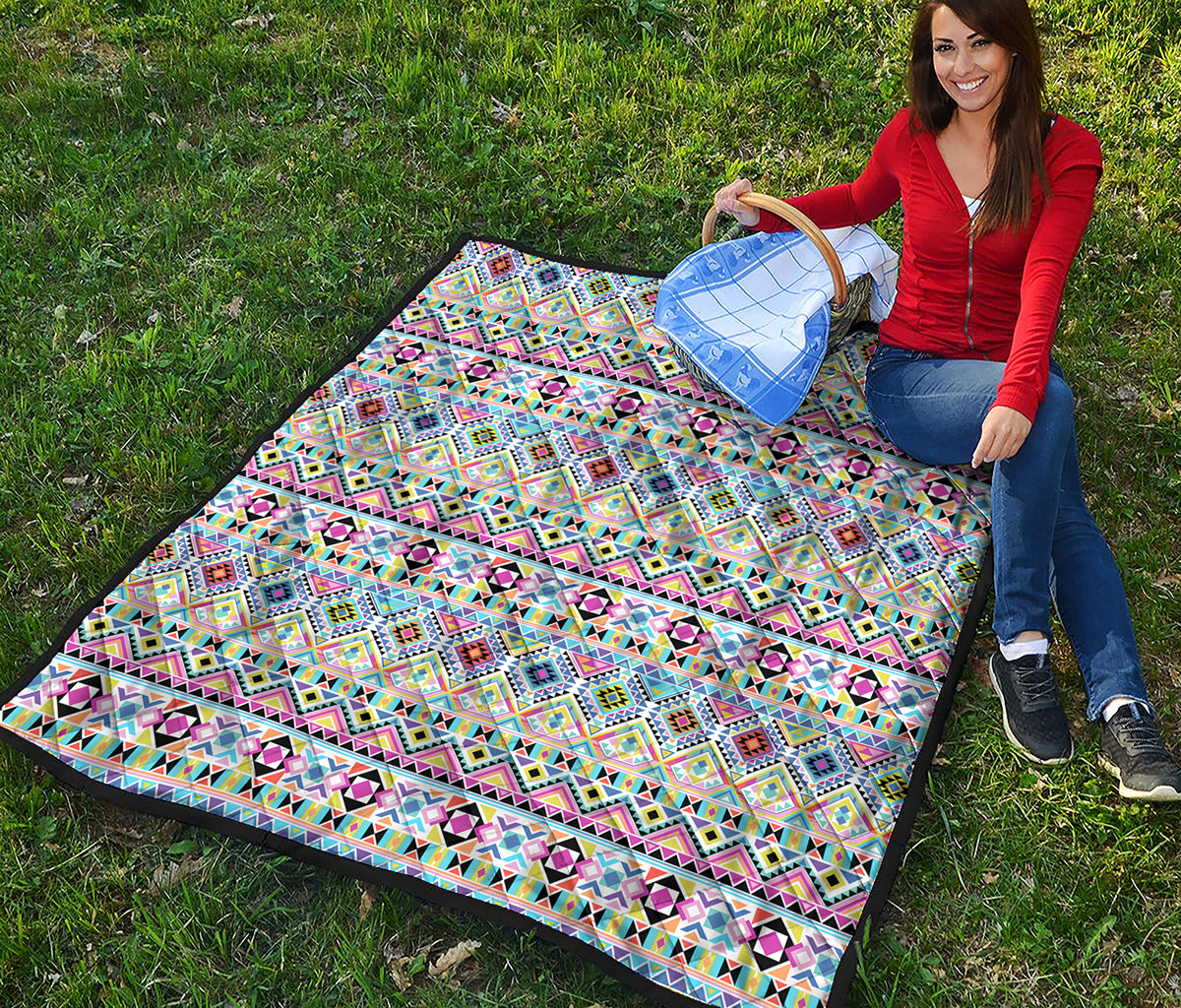 Colorful Aztec Geometric Pattern Print Quilt