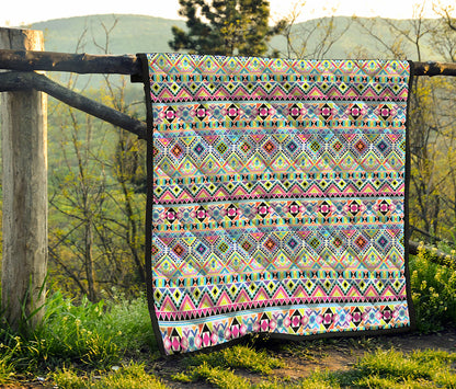 Colorful Aztec Geometric Pattern Print Quilt