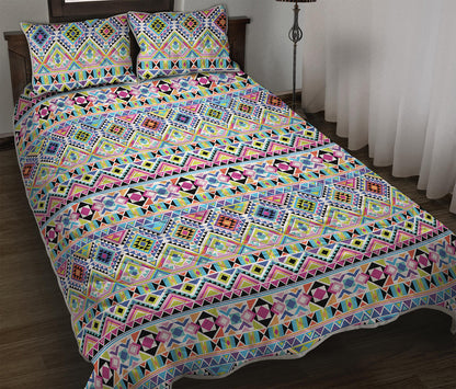 Colorful Aztec Geometric Pattern Print Quilt Bed Set