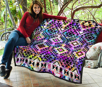 Colorful Aztec Pattern Print Quilt