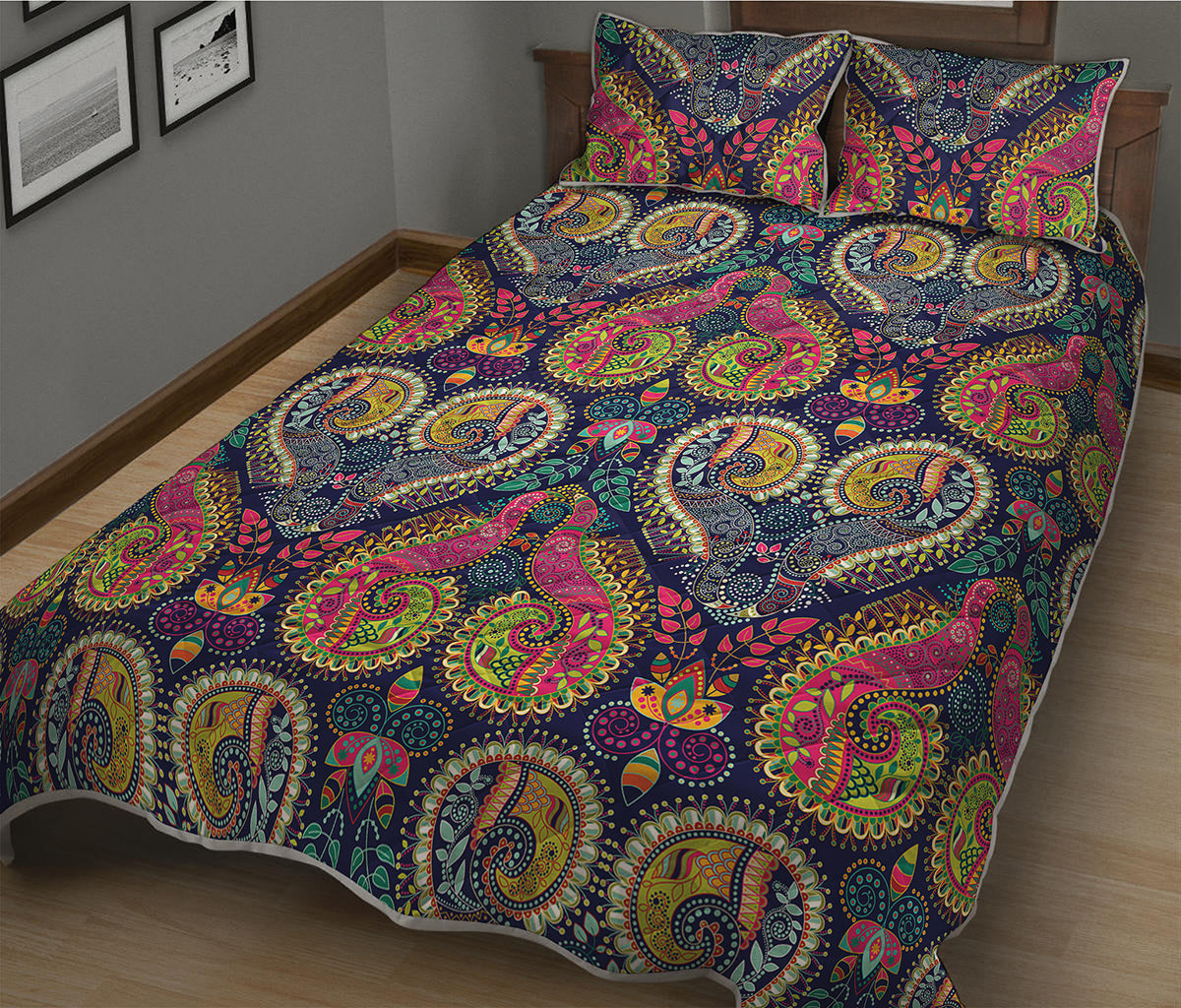 Colorful Boho Paisley Pattern Print Quilt Bed Set