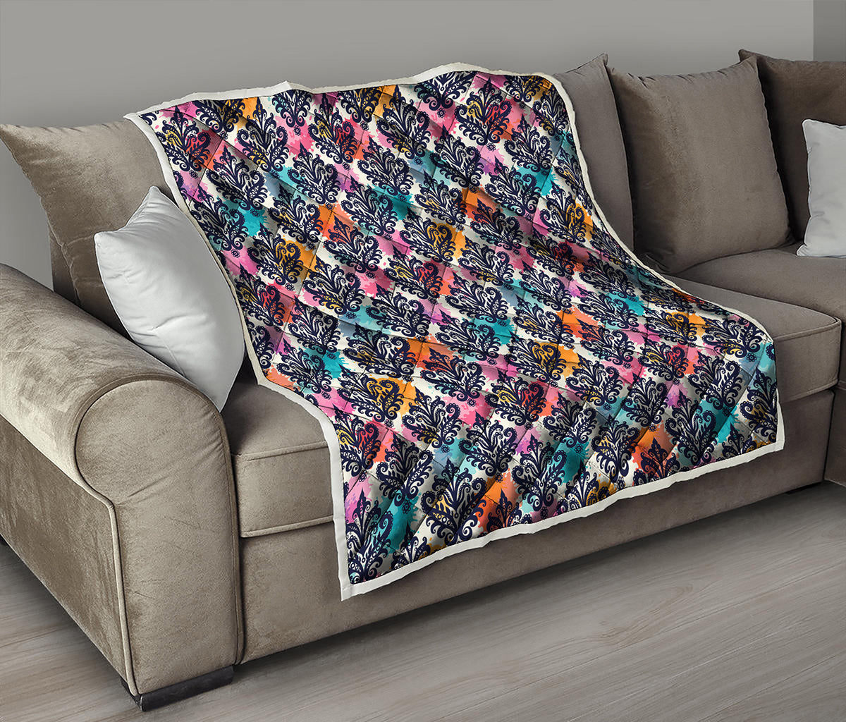 Colorful Damask Pattern Print Quilt