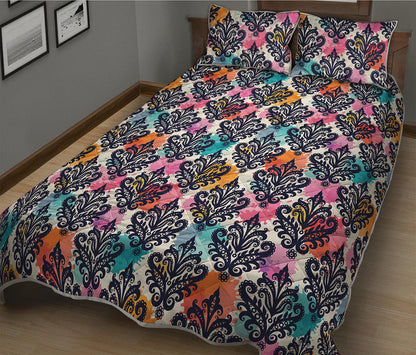 Colorful Damask Pattern Print Quilt Bed Set