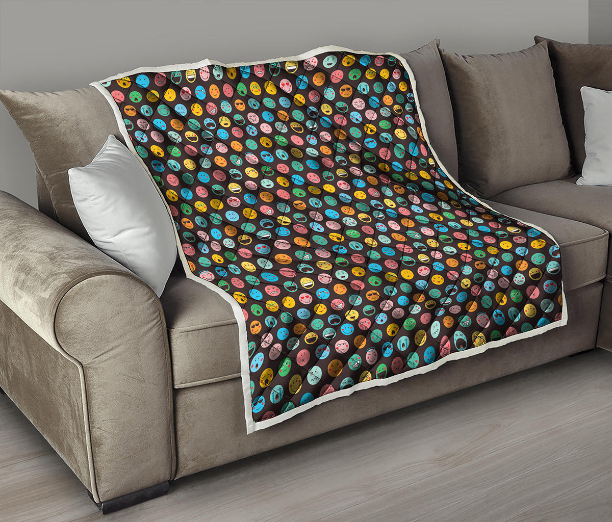 Colorful Emoji Faces Pattern Print Quilt