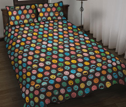 Colorful Emoji Faces Pattern Print Quilt Bed Set