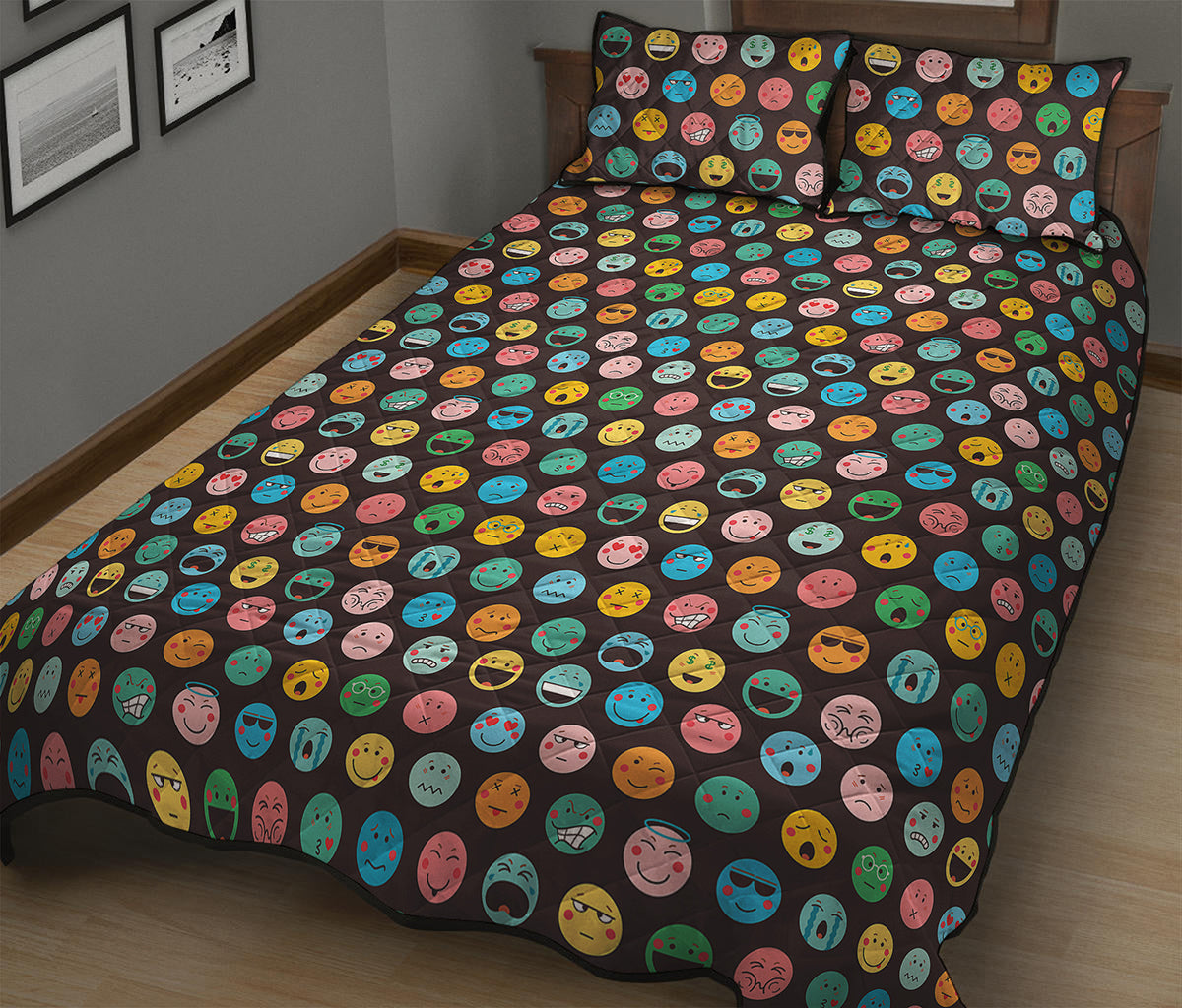 Colorful Emoji Faces Pattern Print Quilt Bed Set