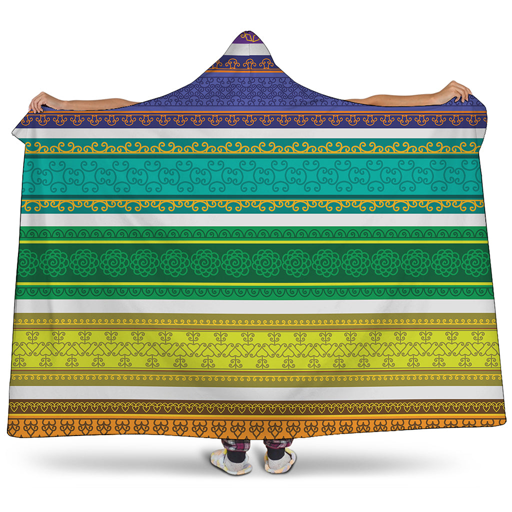 Colorful Ethnic Pattern Print Hooded Blanket