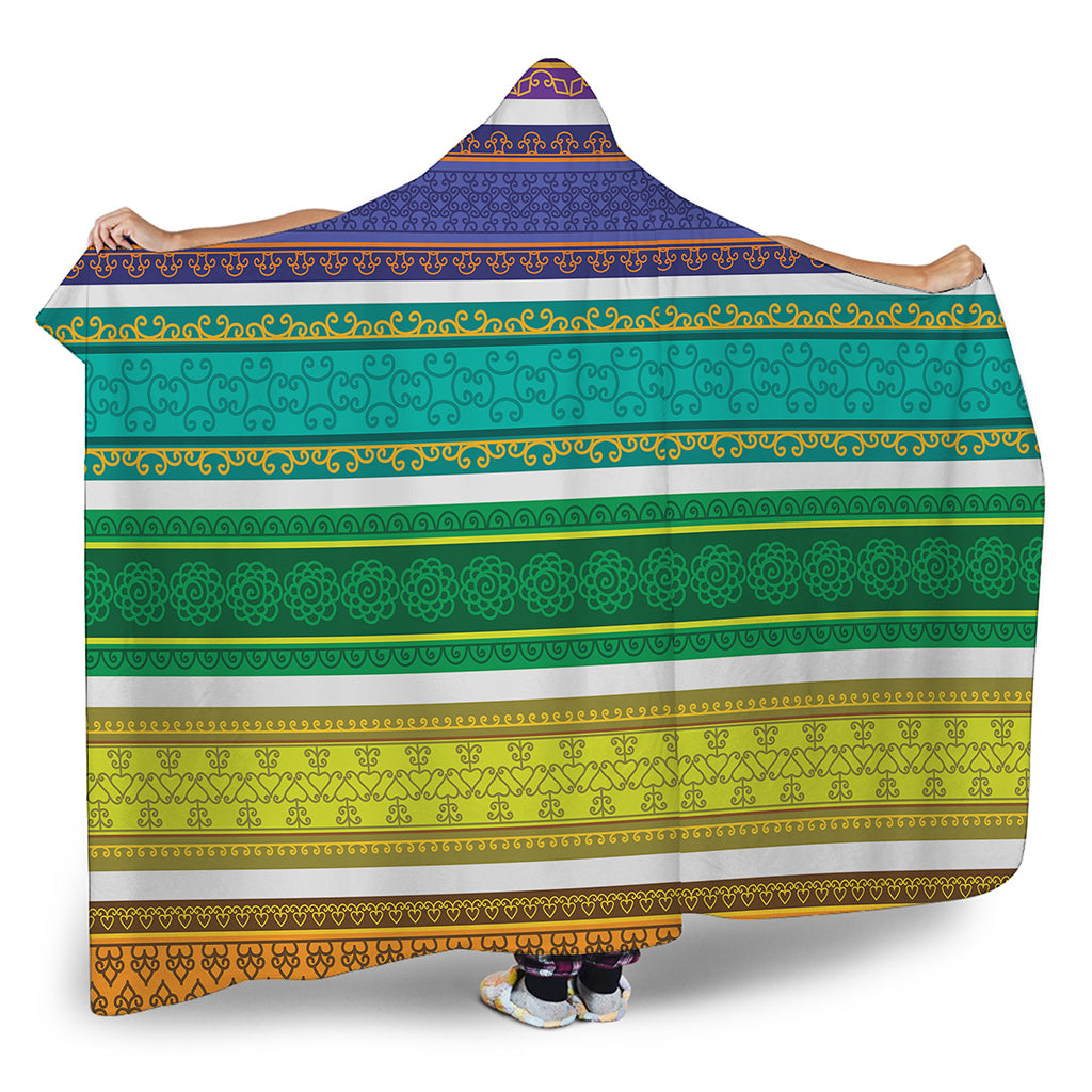 Colorful Ethnic Pattern Print Hooded Blanket