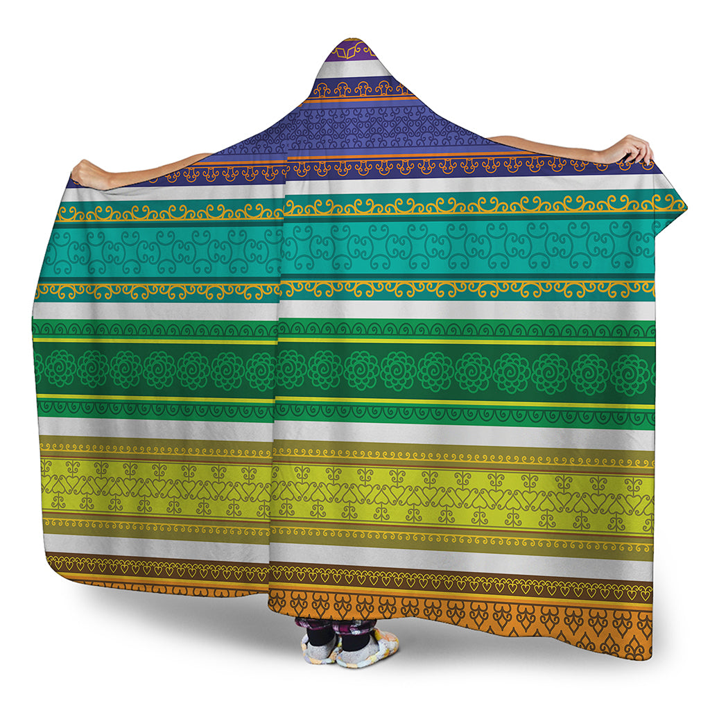 Colorful Ethnic Pattern Print Hooded Blanket