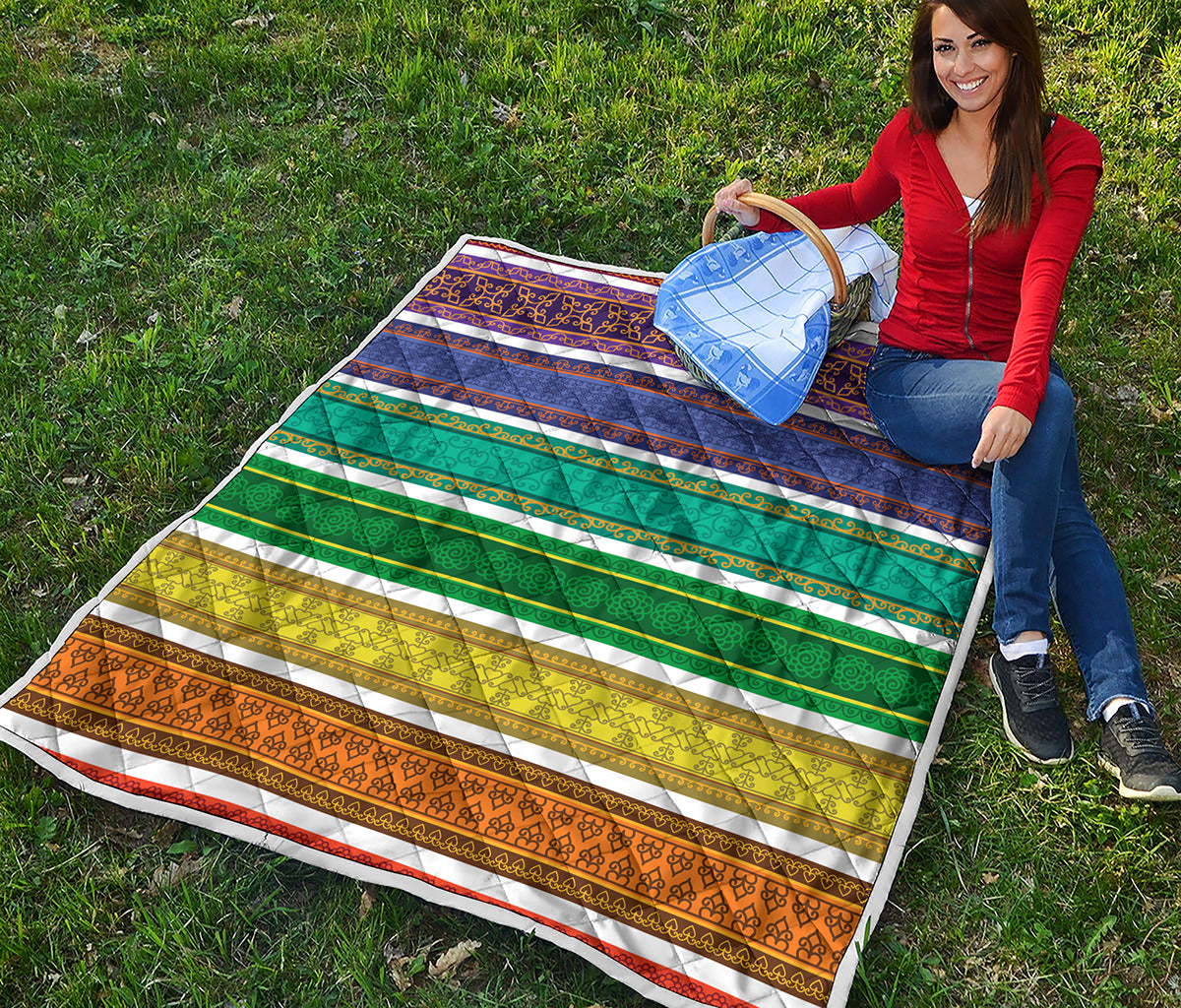 Colorful Ethnic Pattern Print Quilt