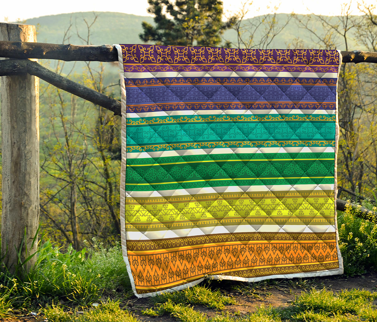 Colorful Ethnic Pattern Print Quilt