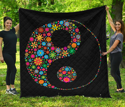 Colorful Flowers Yin Yang Print Quilt