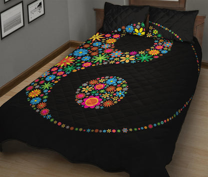 Colorful Flowers Yin Yang Print Quilt Bed Set